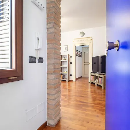 Rooftop Con Terrazzo Su Via Delle Volte Apartament *